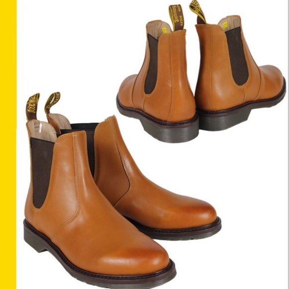 Dr Martens Laura Chelsea Tan Leather 